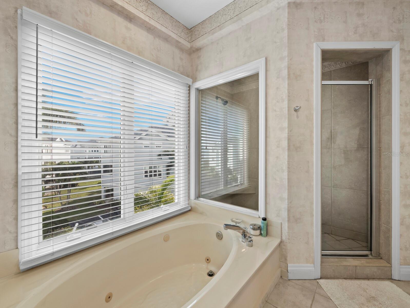 836 EVERGREEN WAY, LONGBOAT KEY, FL — photo 38