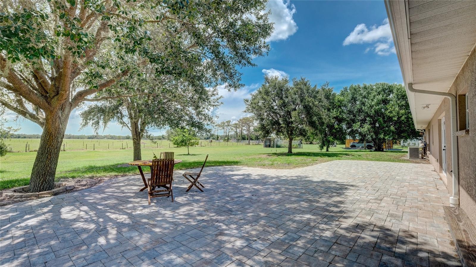 560 OAKFORD RD, SARASOTA, FL — photo 31