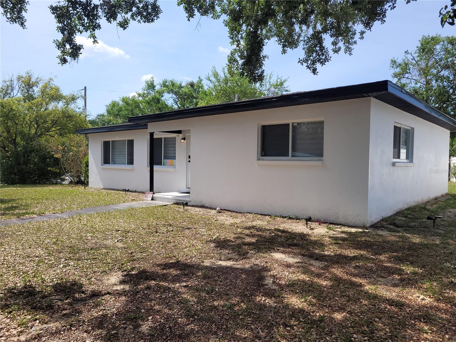 105 FOREST PARK AVE, TEMPLE TERRACE, FL — photo 3