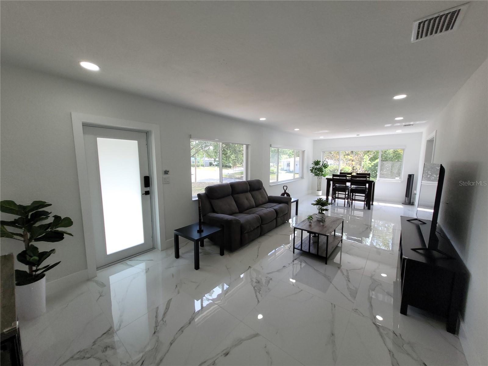 105 FOREST PARK AVE, TEMPLE TERRACE, FL — photo 7
