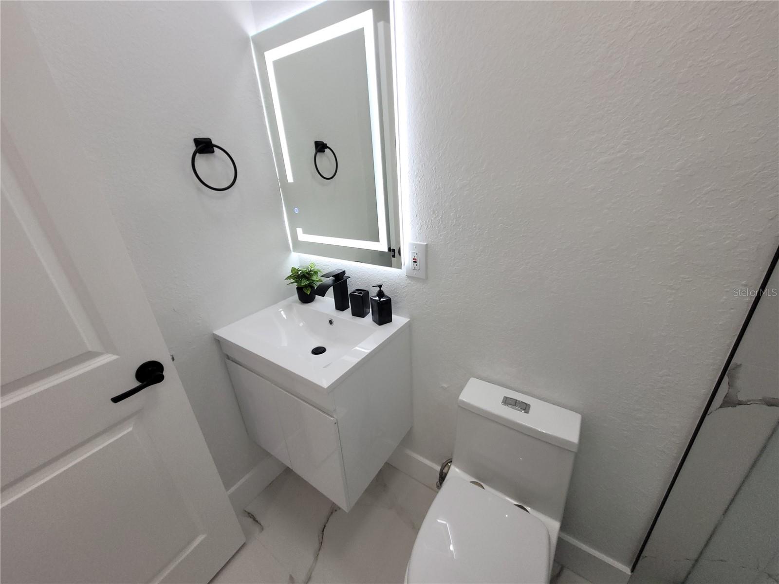 105 FOREST PARK AVE, TEMPLE TERRACE, FL — photo 12
