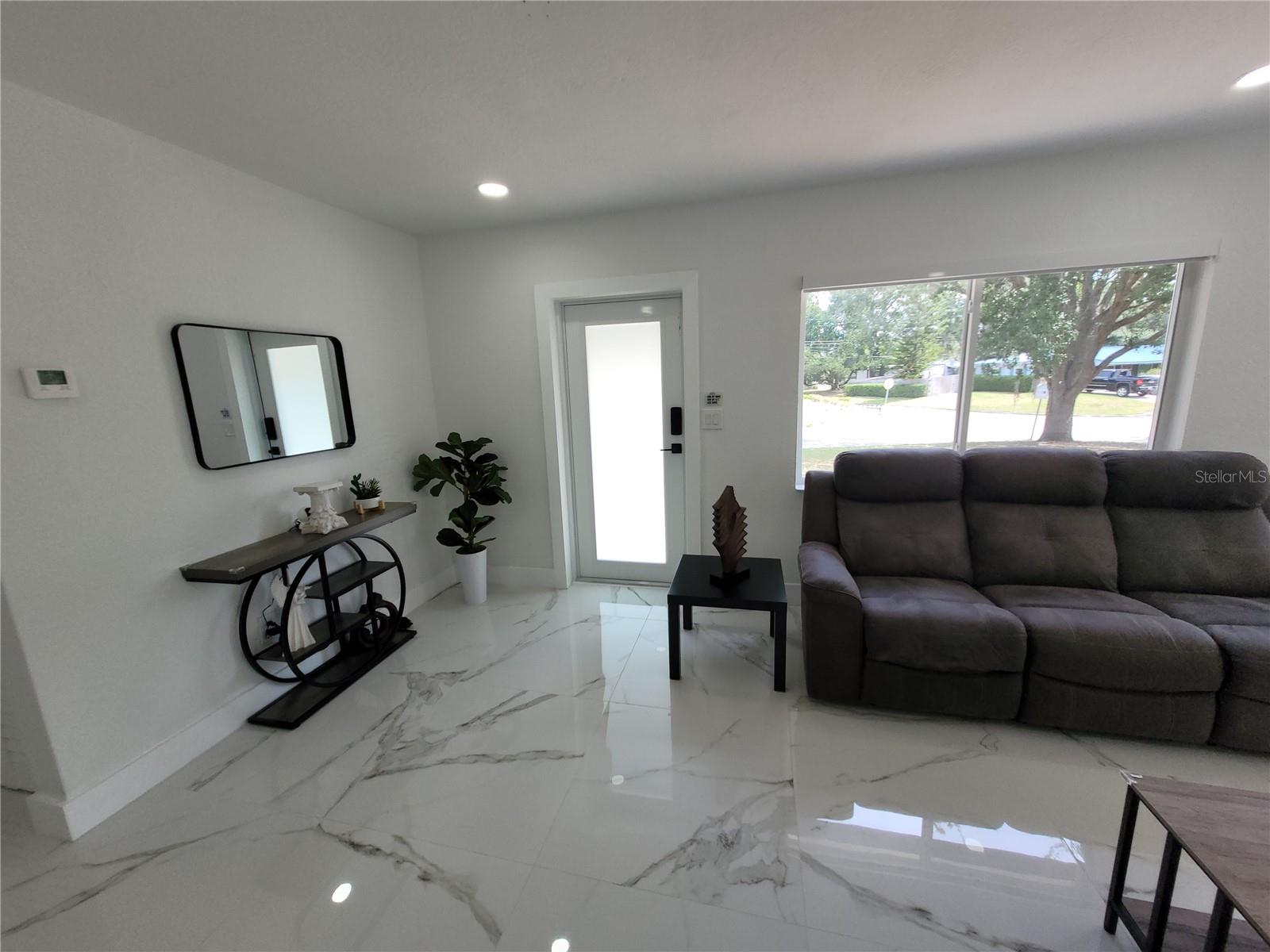 105 FOREST PARK AVE, TEMPLE TERRACE, FL — photo 21