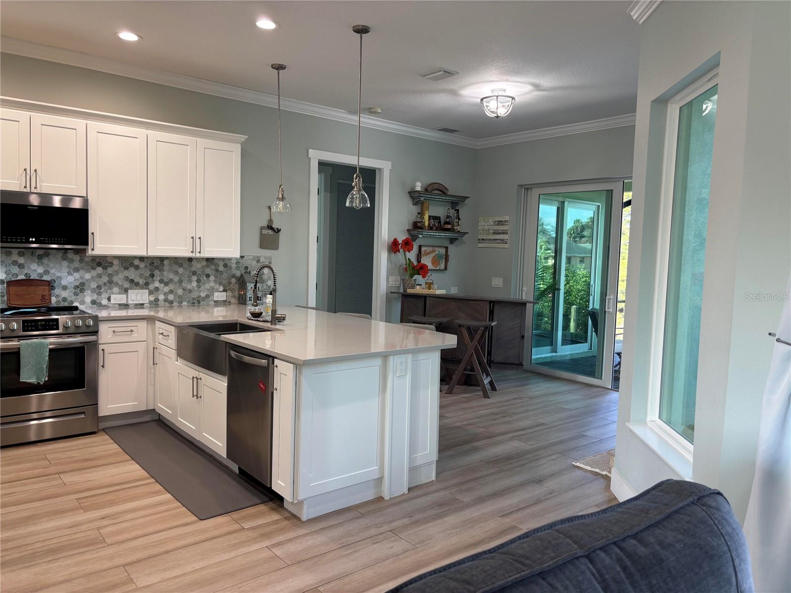 805 30TH CT E, BRADENTON, FL — photo 18