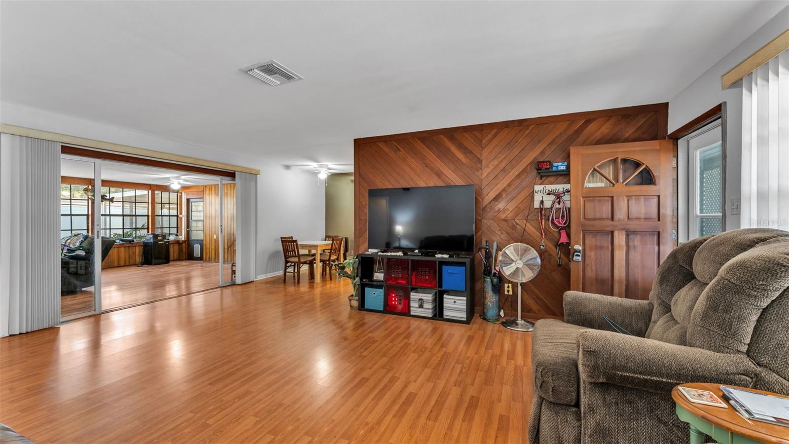 115 MORROW CIR, BRANDON, FL — photo 25