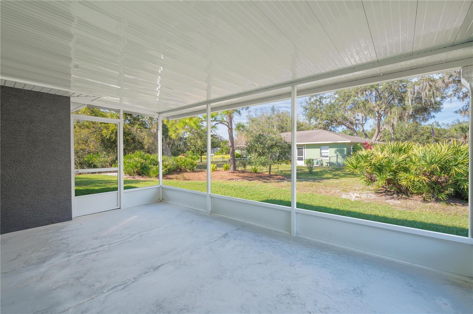 233 OXBOW DR, SEBRING, FL — photo 30