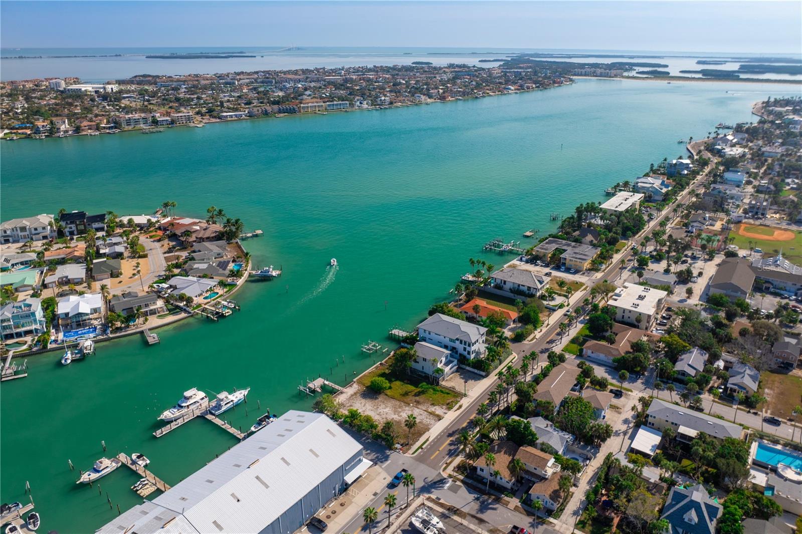 1805 PASS-A-GRILLE WAY, ST PETE BEACH, FL — photo 4