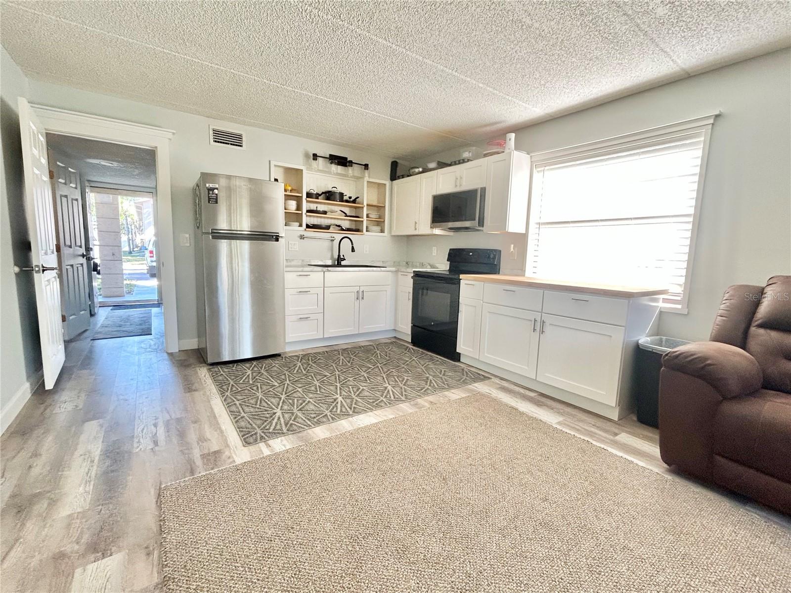 2275 62ND AVE N #101, ST PETERSBURG, FL — photo 4