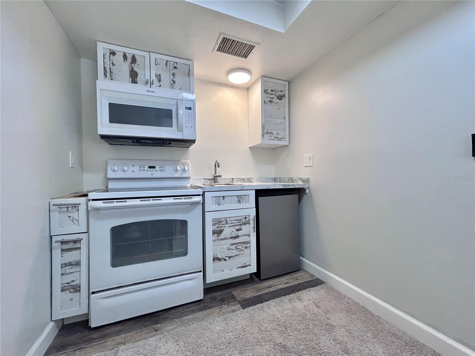 2275 62ND AVE N #101, ST PETERSBURG, FL — photo 23