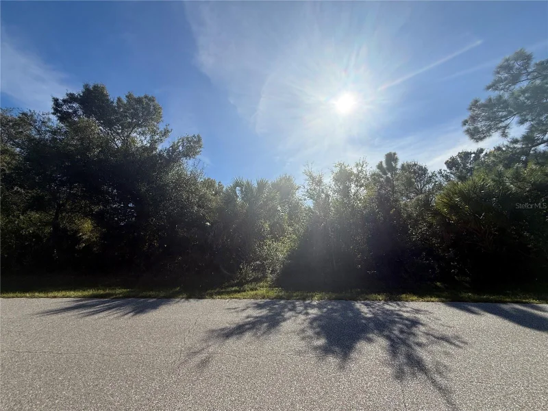 7358 PINEDALE DR, PORT CHARLOTTE, FL