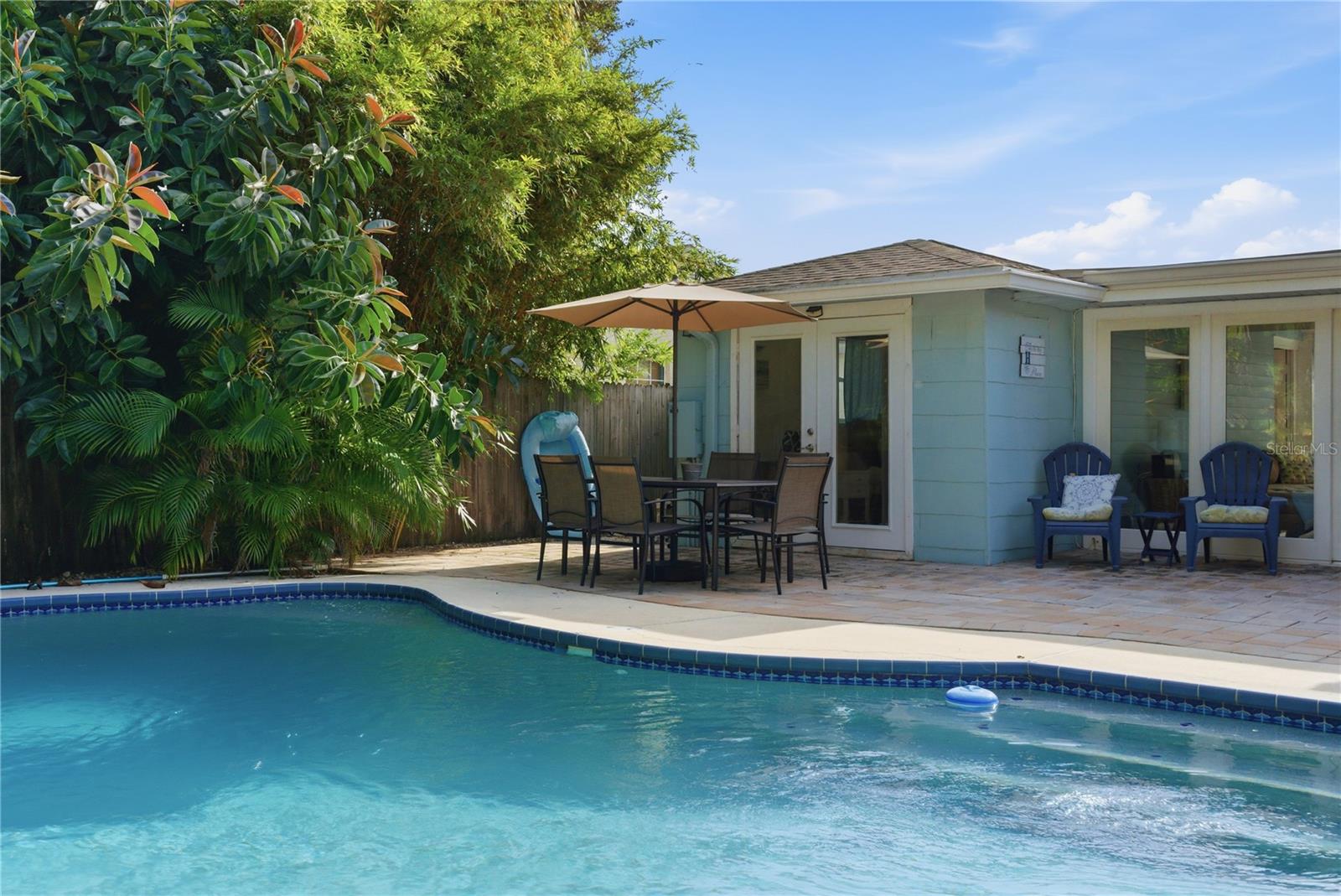 1249 ESSEX DR N, ST PETERSBURG, FL — photo 21