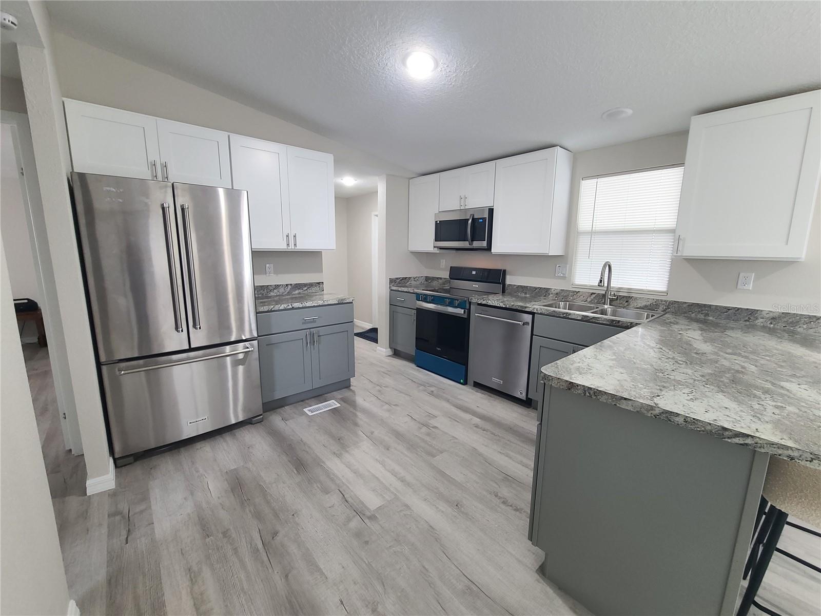 710 COACHMAN DR, LEESBURG, FL — photo 10