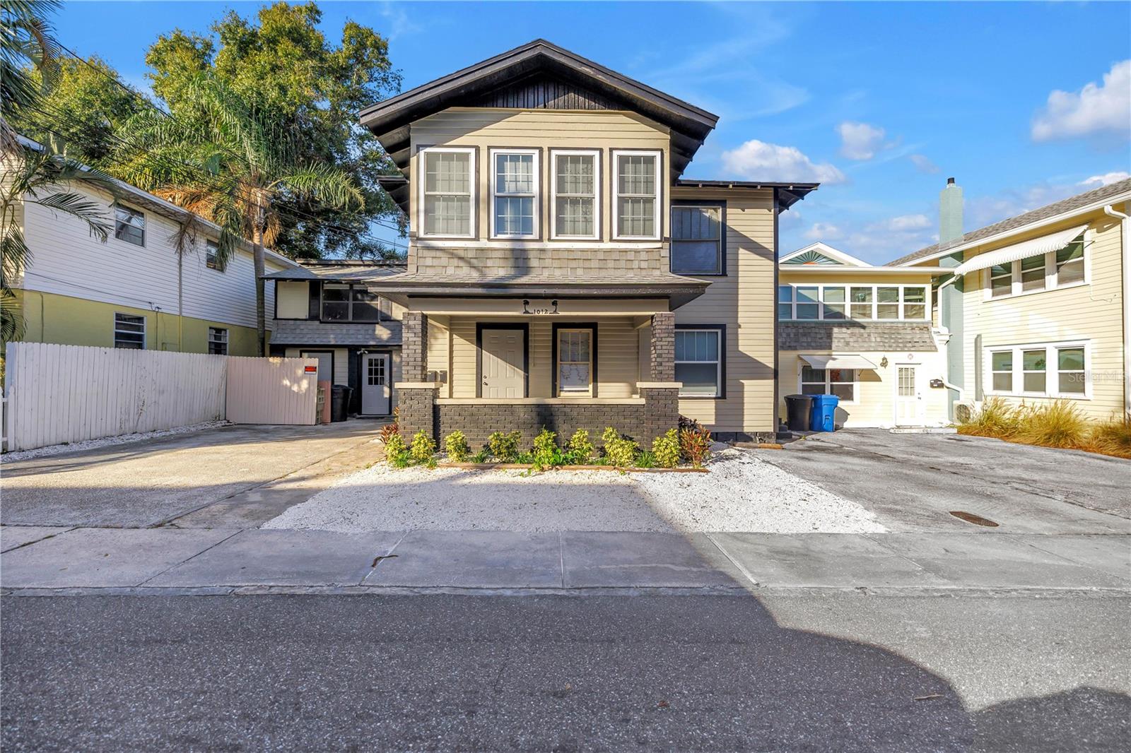 1012 GRANVILLE CT N, ST PETERSBURG, FL