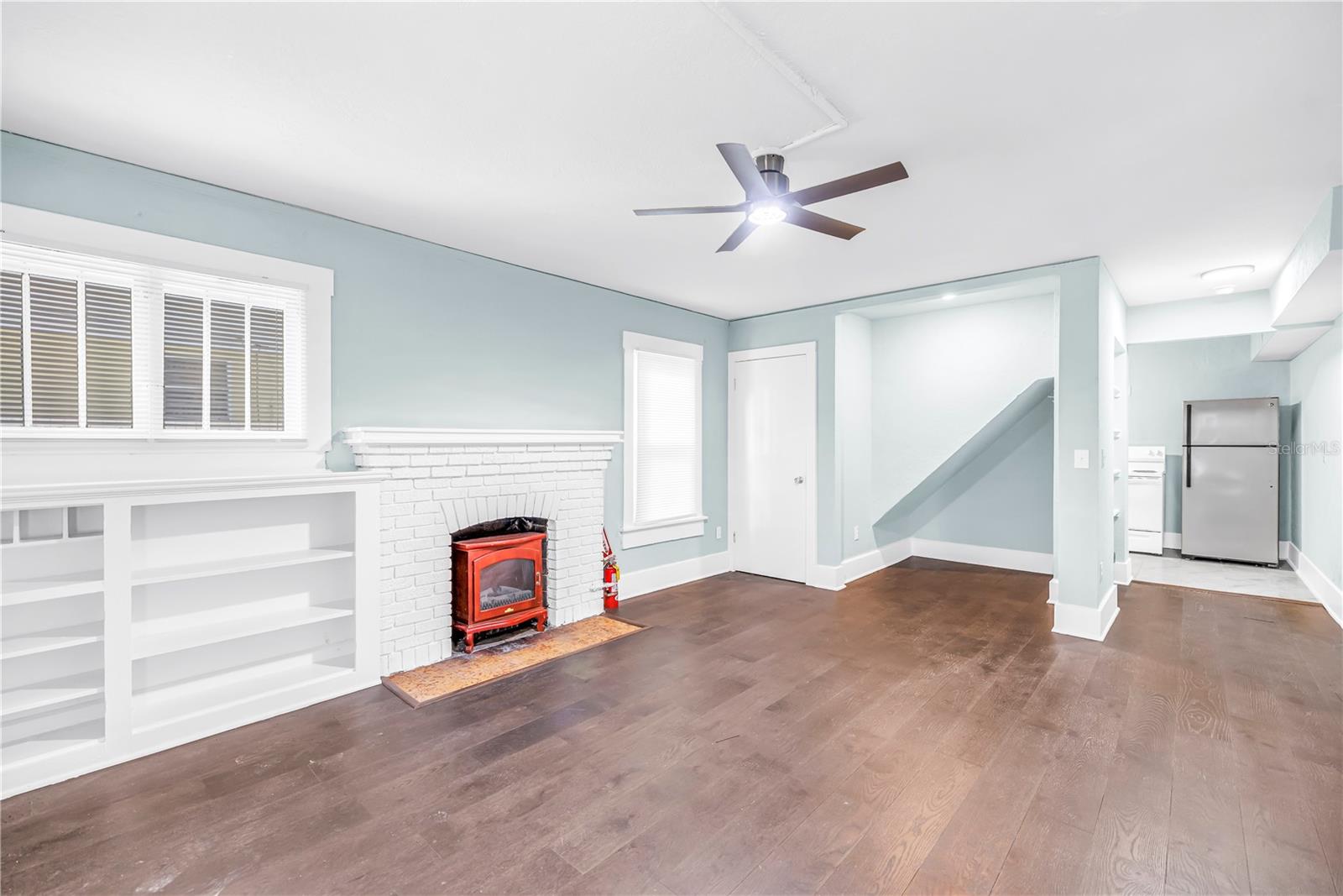 1012 GRANVILLE CT N, ST PETERSBURG, FL — photo 3