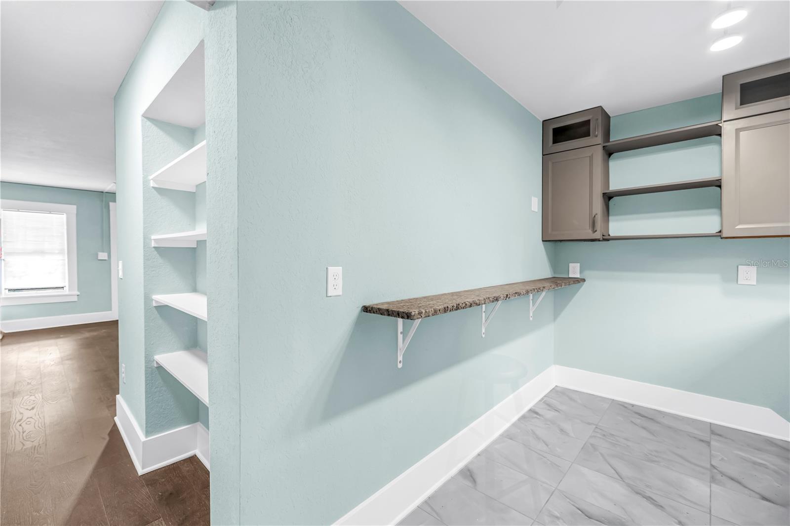 1012 GRANVILLE CT N, ST PETERSBURG, FL — photo 8
