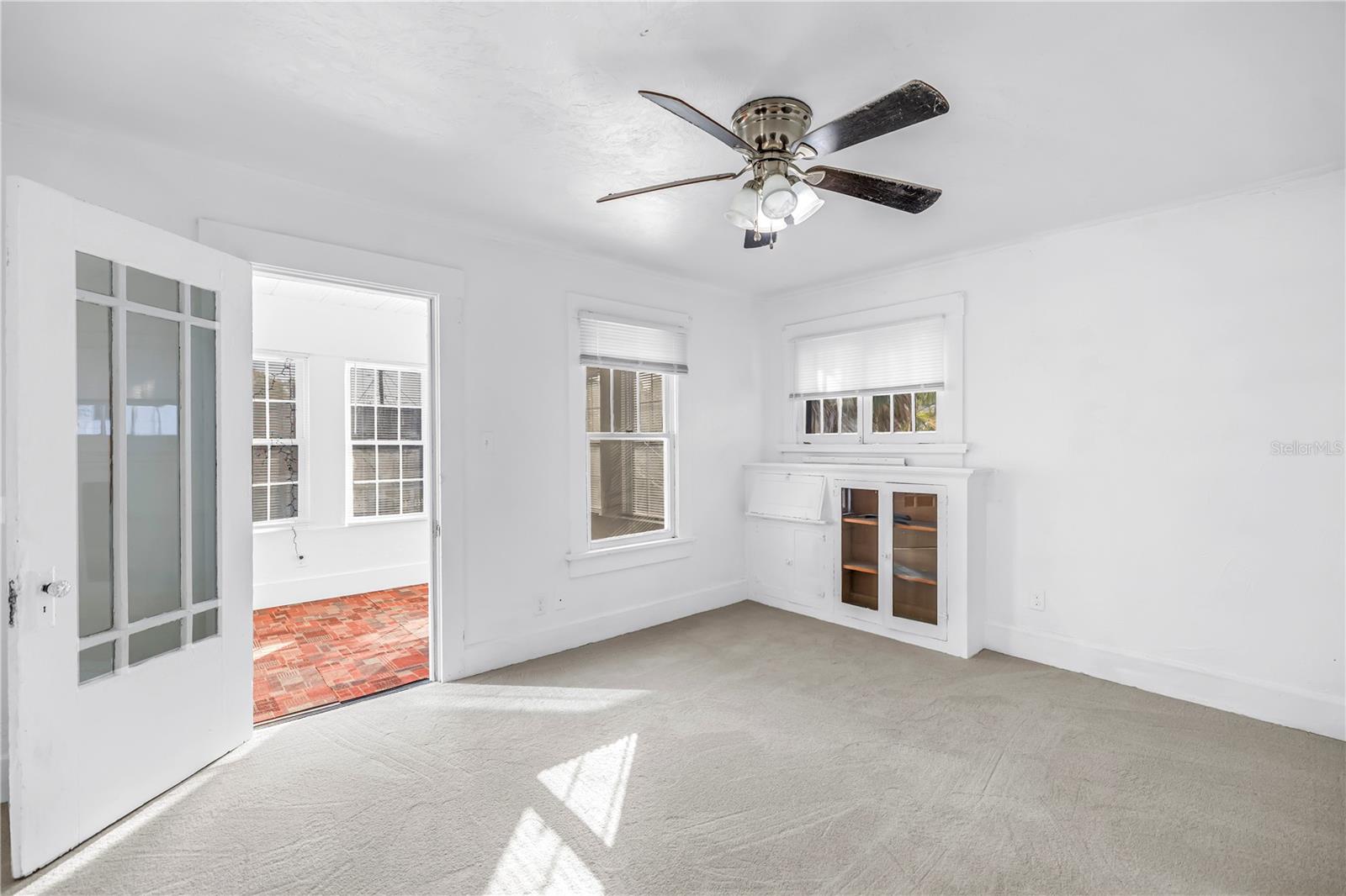 1012 GRANVILLE CT N, ST PETERSBURG, FL — photo 18