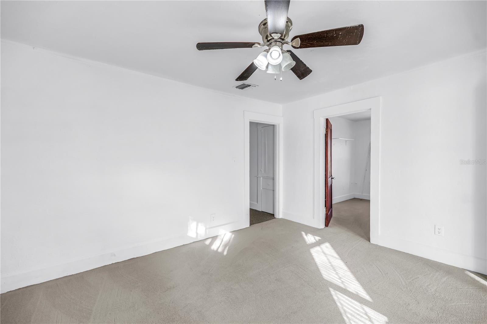 1012 GRANVILLE CT N, ST PETERSBURG, FL — photo 19