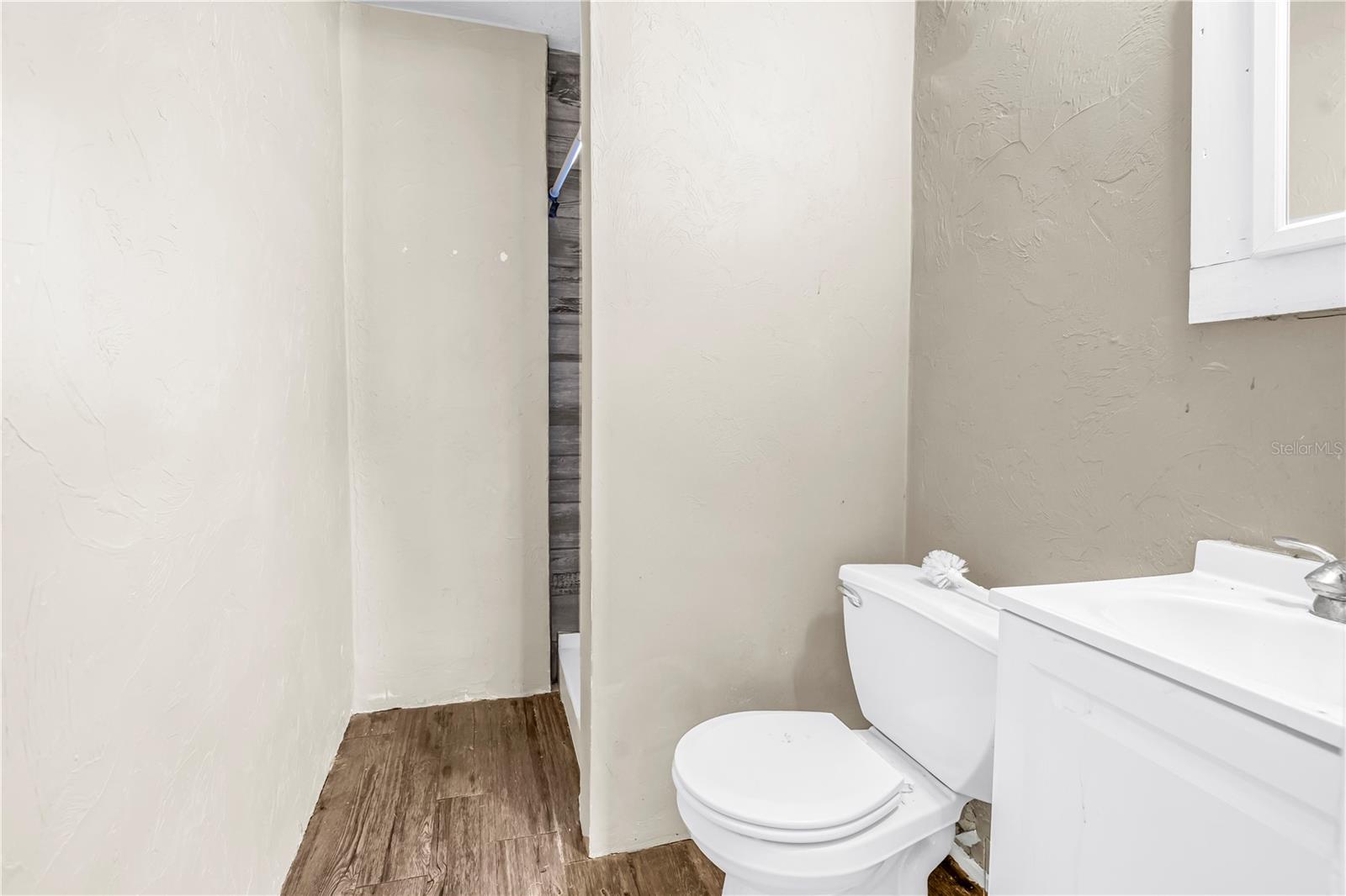 1012 GRANVILLE CT N, ST PETERSBURG, FL — photo 41