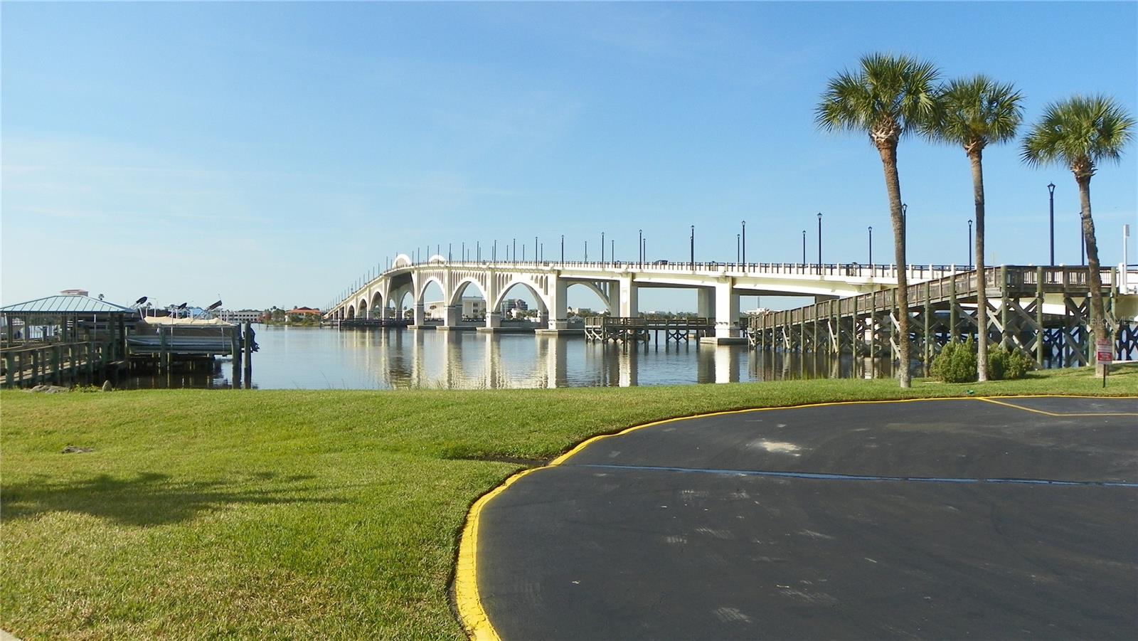 100 SILVER BEACH AVE #214, DAYTONA BEACH, FL — photo 56