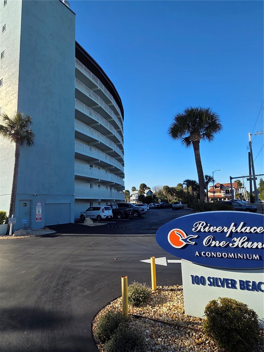 100 SILVER BEACH AVE #214, DAYTONA BEACH, FL — photo 4