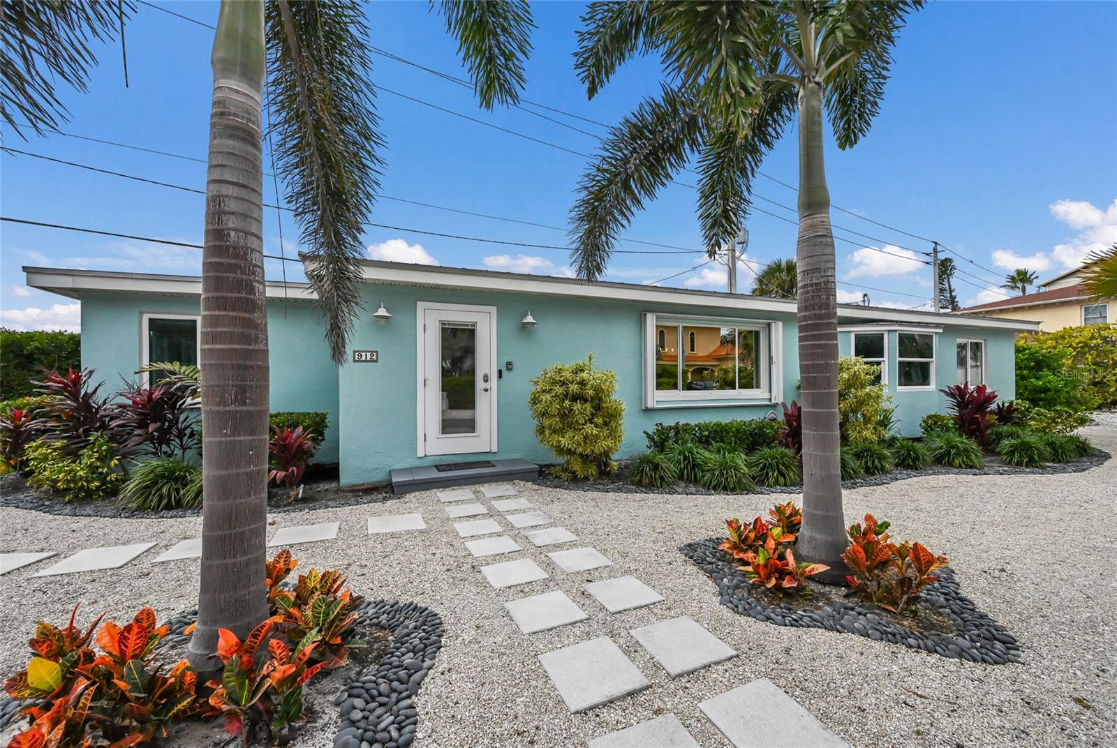 912 N SHORE DR, ANNA MARIA, FL — photo 2