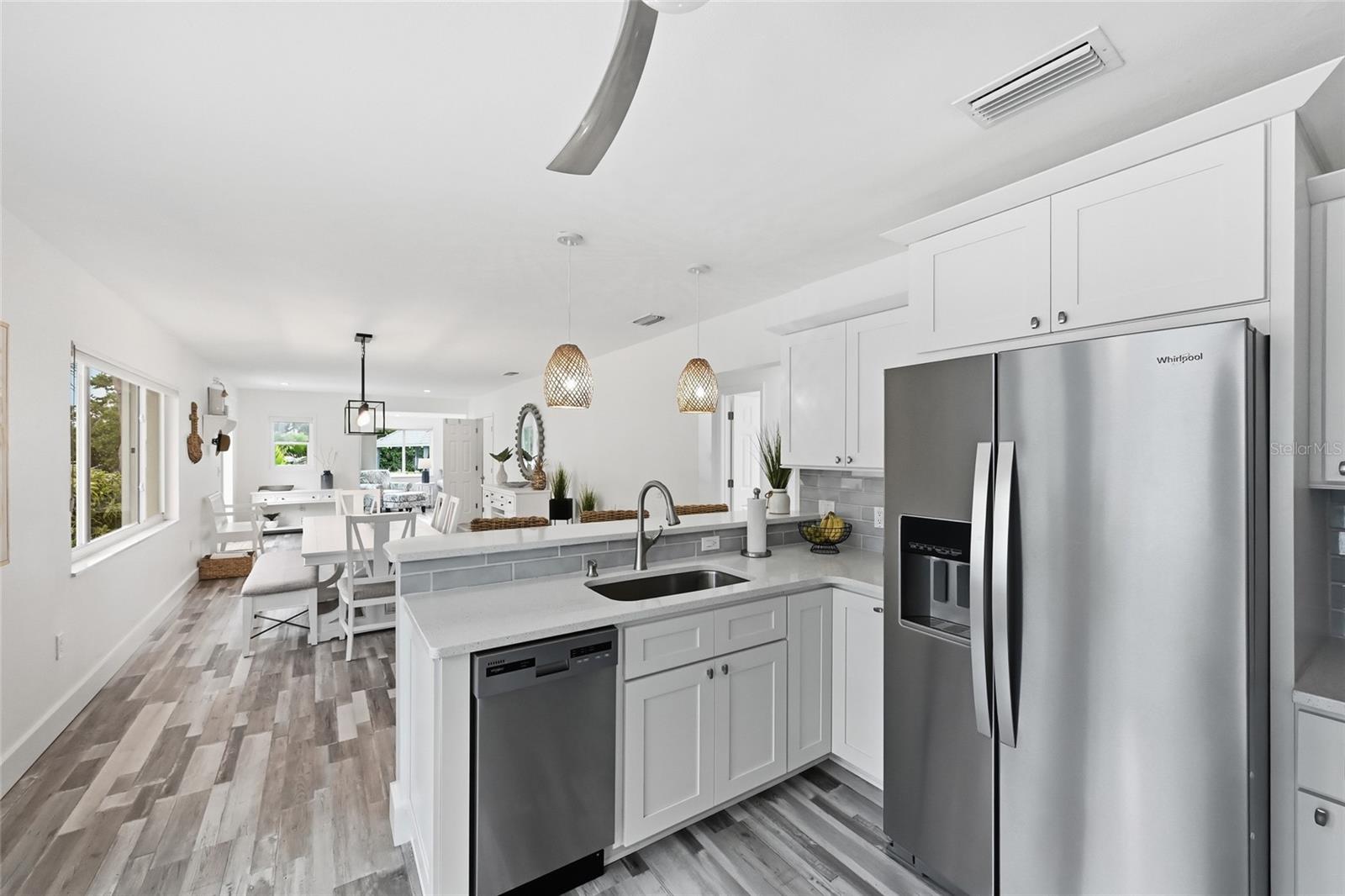 912 N SHORE DR, ANNA MARIA, FL — photo 22