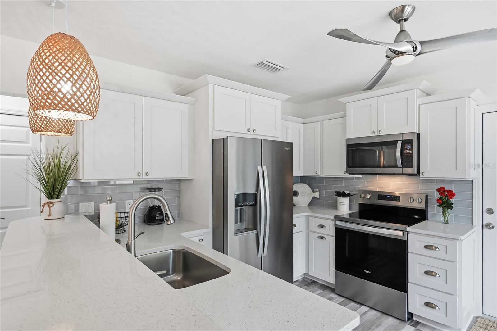 912 N SHORE DR, ANNA MARIA, FL — photo 23