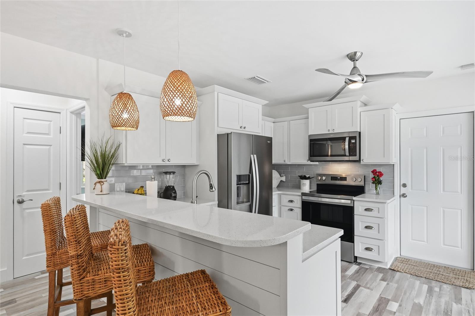 912 N SHORE DR, ANNA MARIA, FL — photo 24