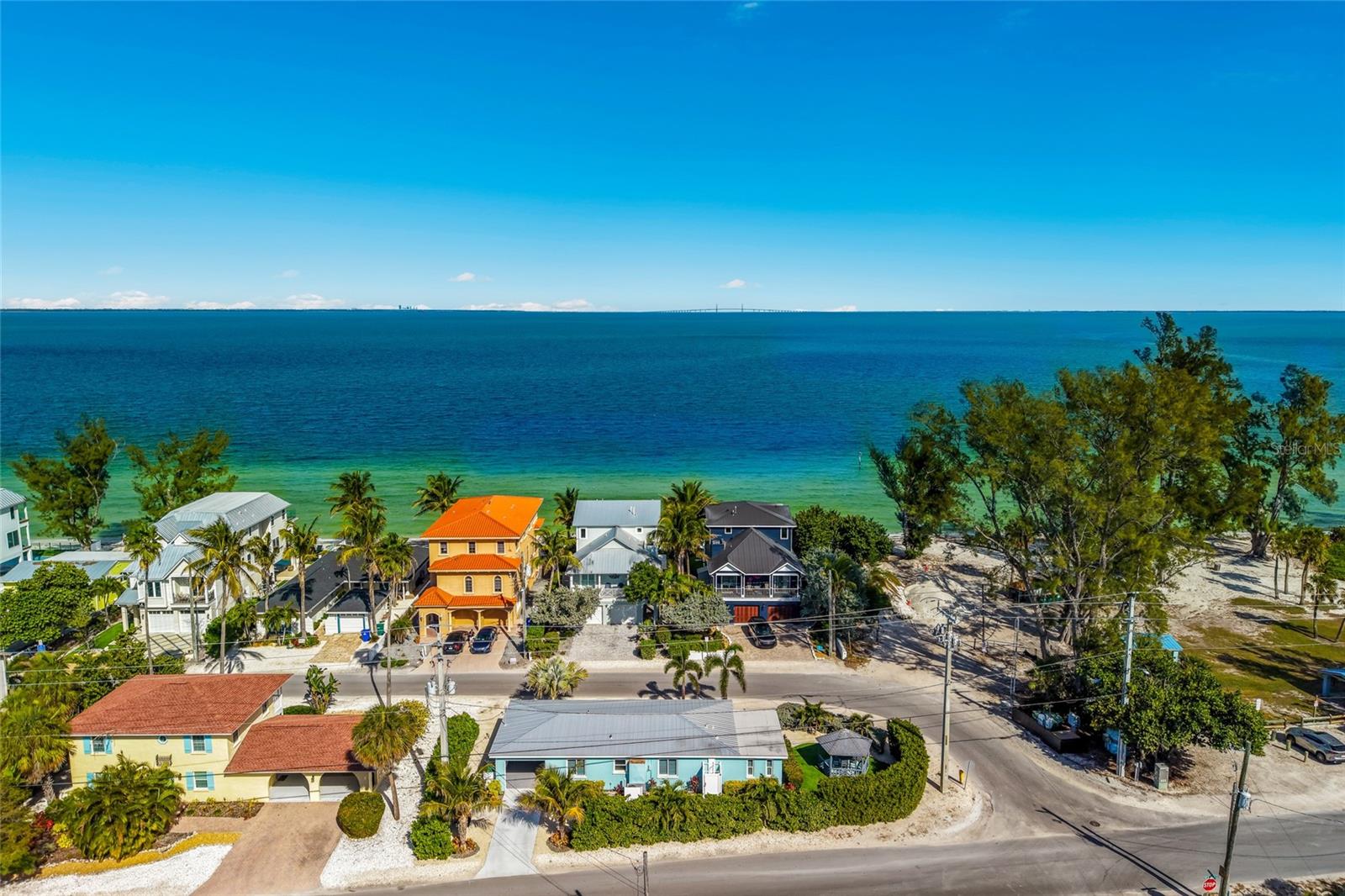 912 N SHORE DR, ANNA MARIA, FL — photo 46