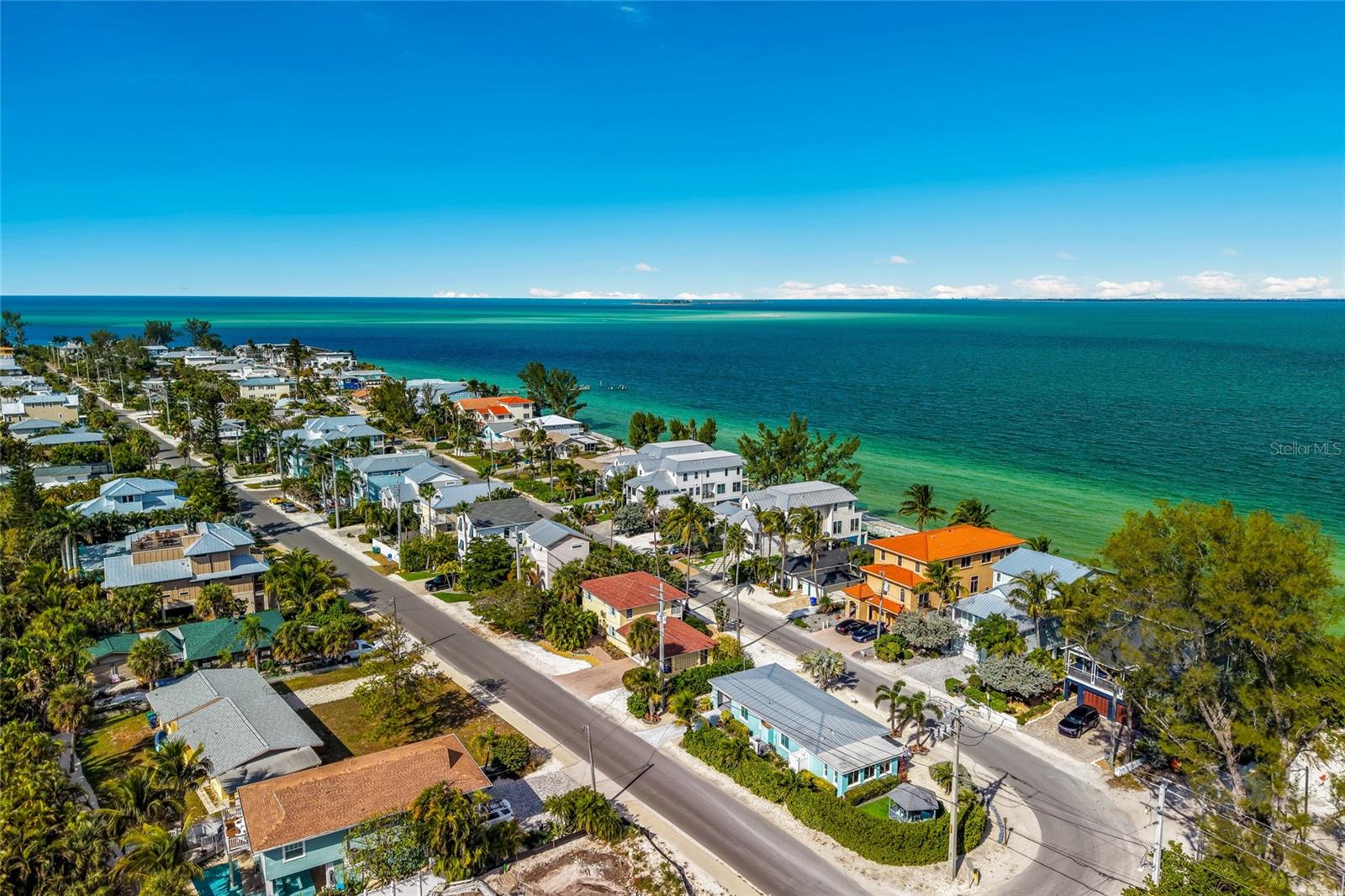 912 N SHORE DR, ANNA MARIA, FL — photo 47