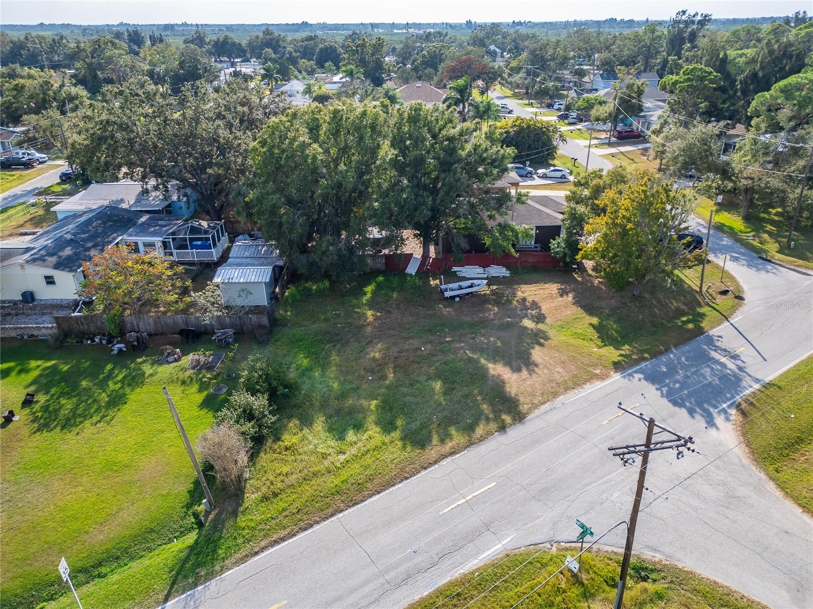 1104 W COLLEGE AVE, RUSKIN, FL — photo 12