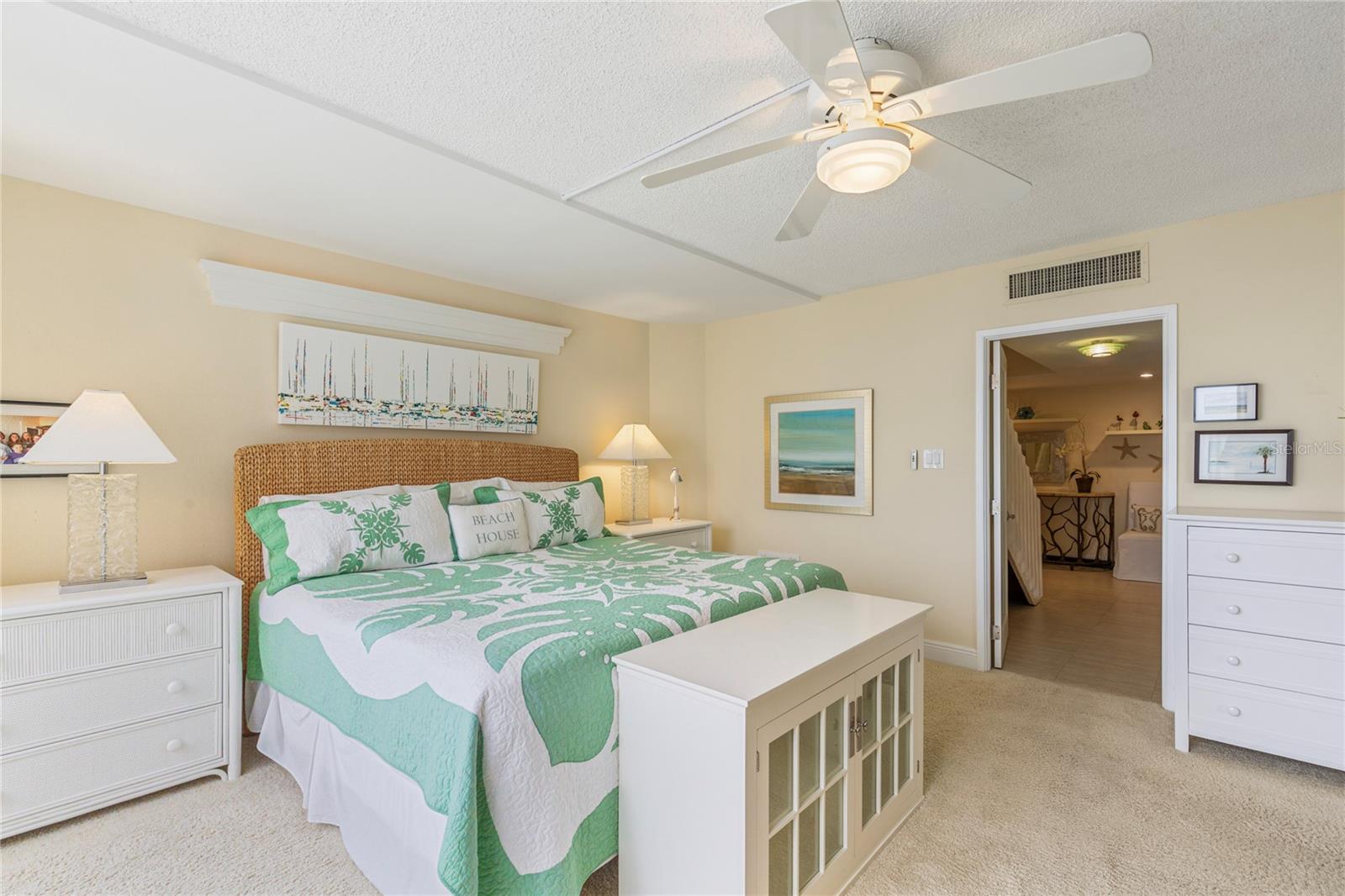 440 S GULFVIEW BLVD #1705, CLEARWATER BEACH, FL — photo 41