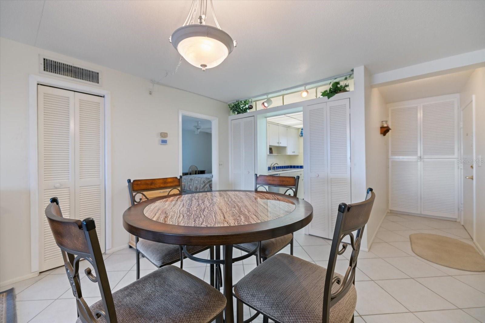 649 TAMIAMI TRL S #301, VENICE, FL — photo 6