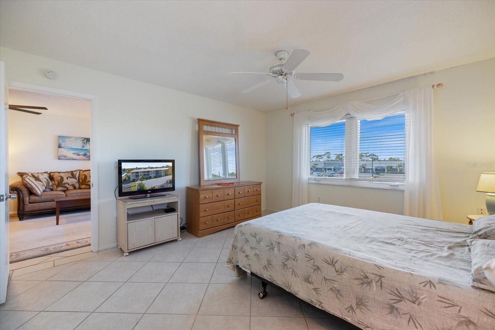 649 TAMIAMI TRL S #301, VENICE, FL — photo 16