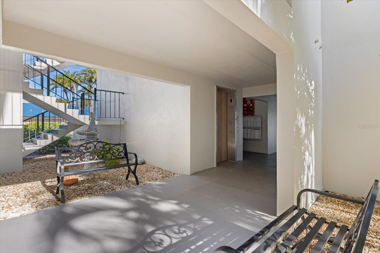 649 TAMIAMI TRL S #301, VENICE, FL — photo 31