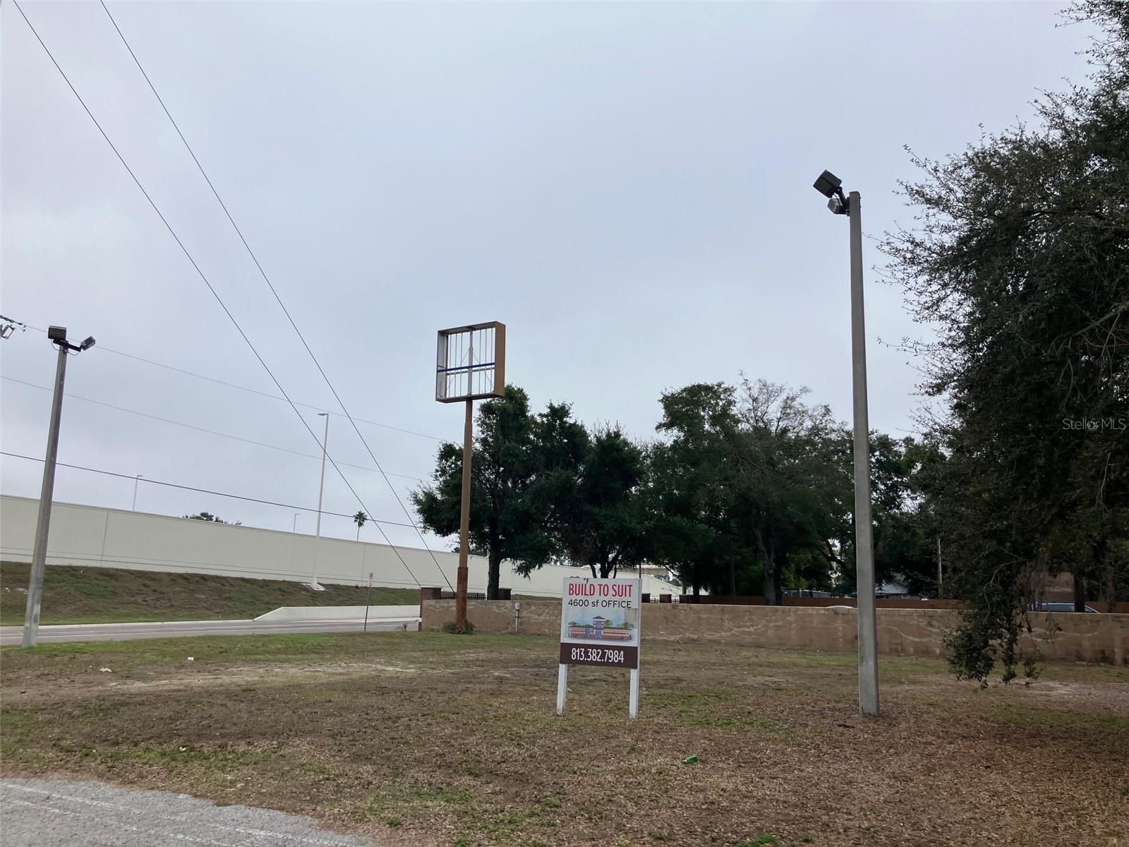 3900 N MARGUERITE AVE, TAMPA, FL — photo 3