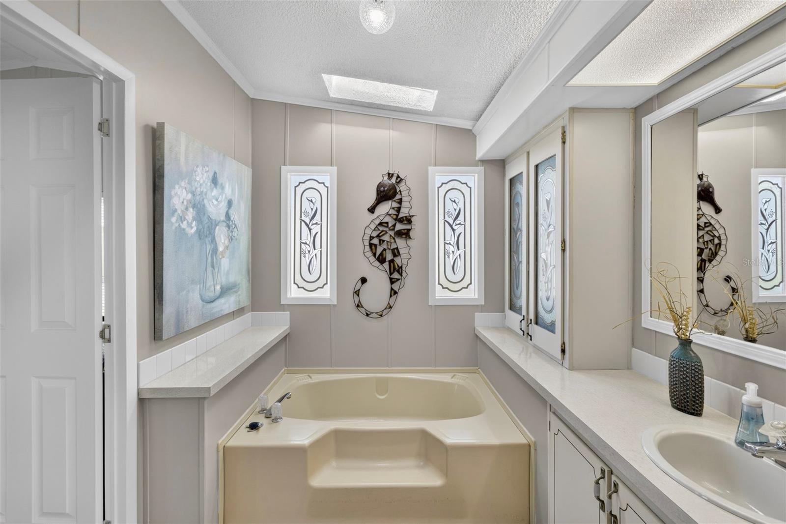 512 LA PLAYA CIR, NORTH PORT, FL — photo 20