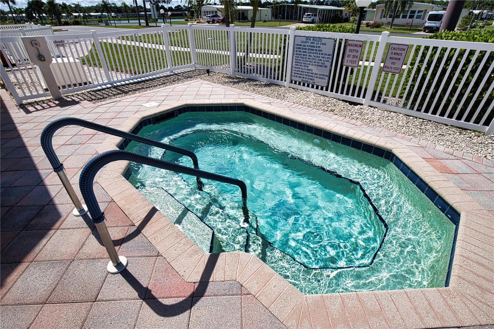512 LA PLAYA CIR, NORTH PORT, FL — photo 47