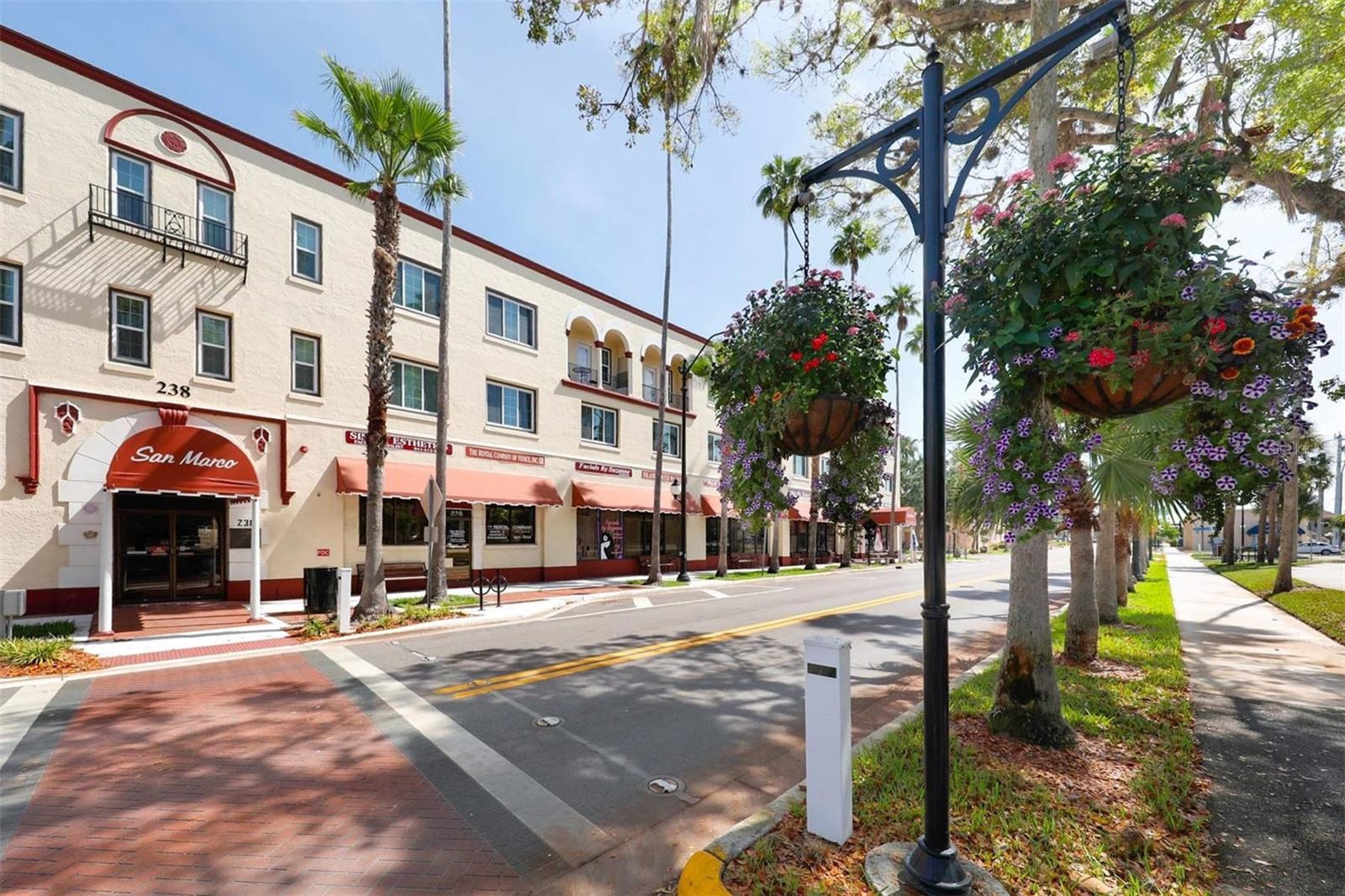 455 NOKOMIS AVE S #455, VENICE, FL — photo 43