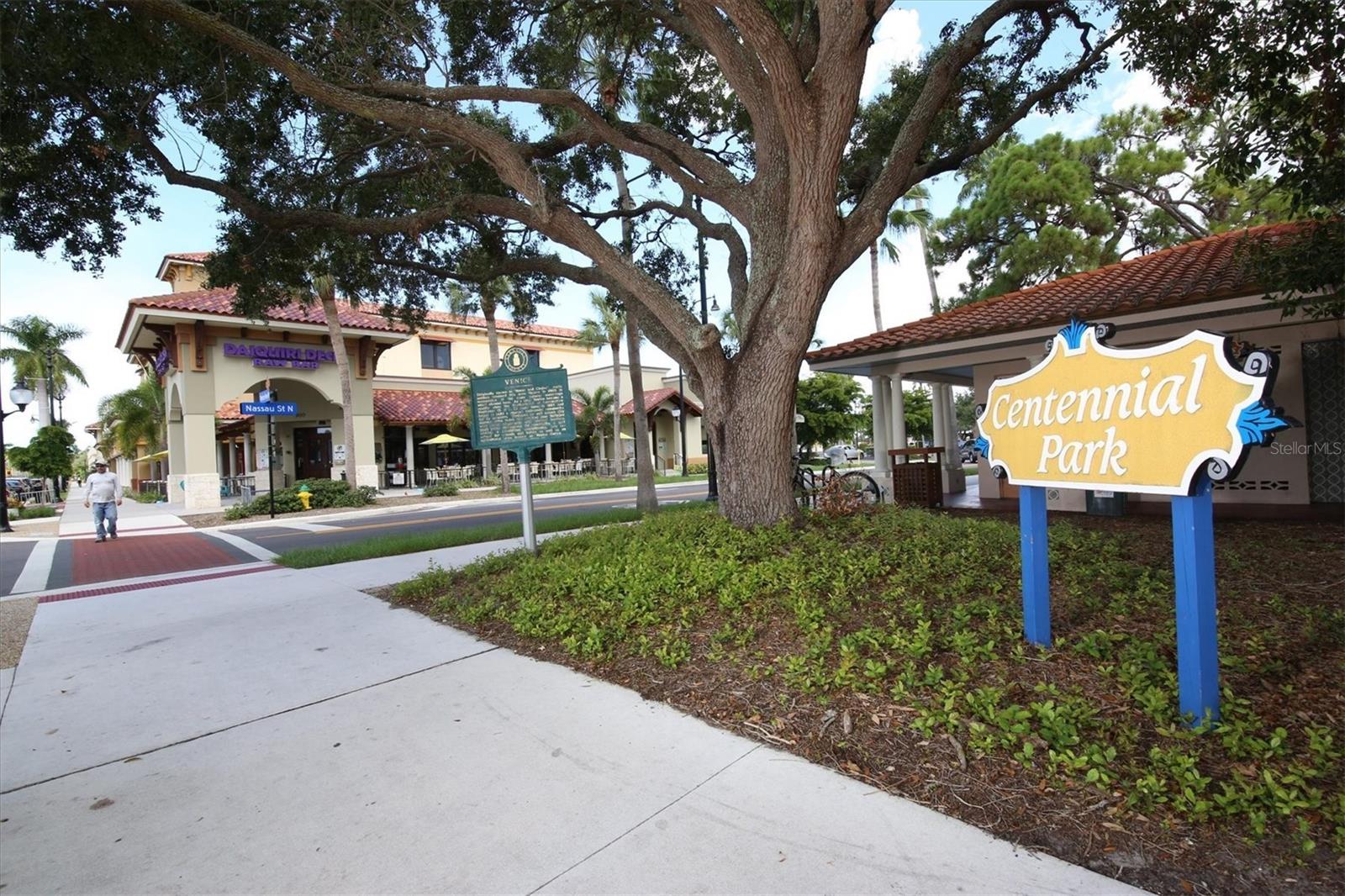 455 NOKOMIS AVE S #455, VENICE, FL — photo 57