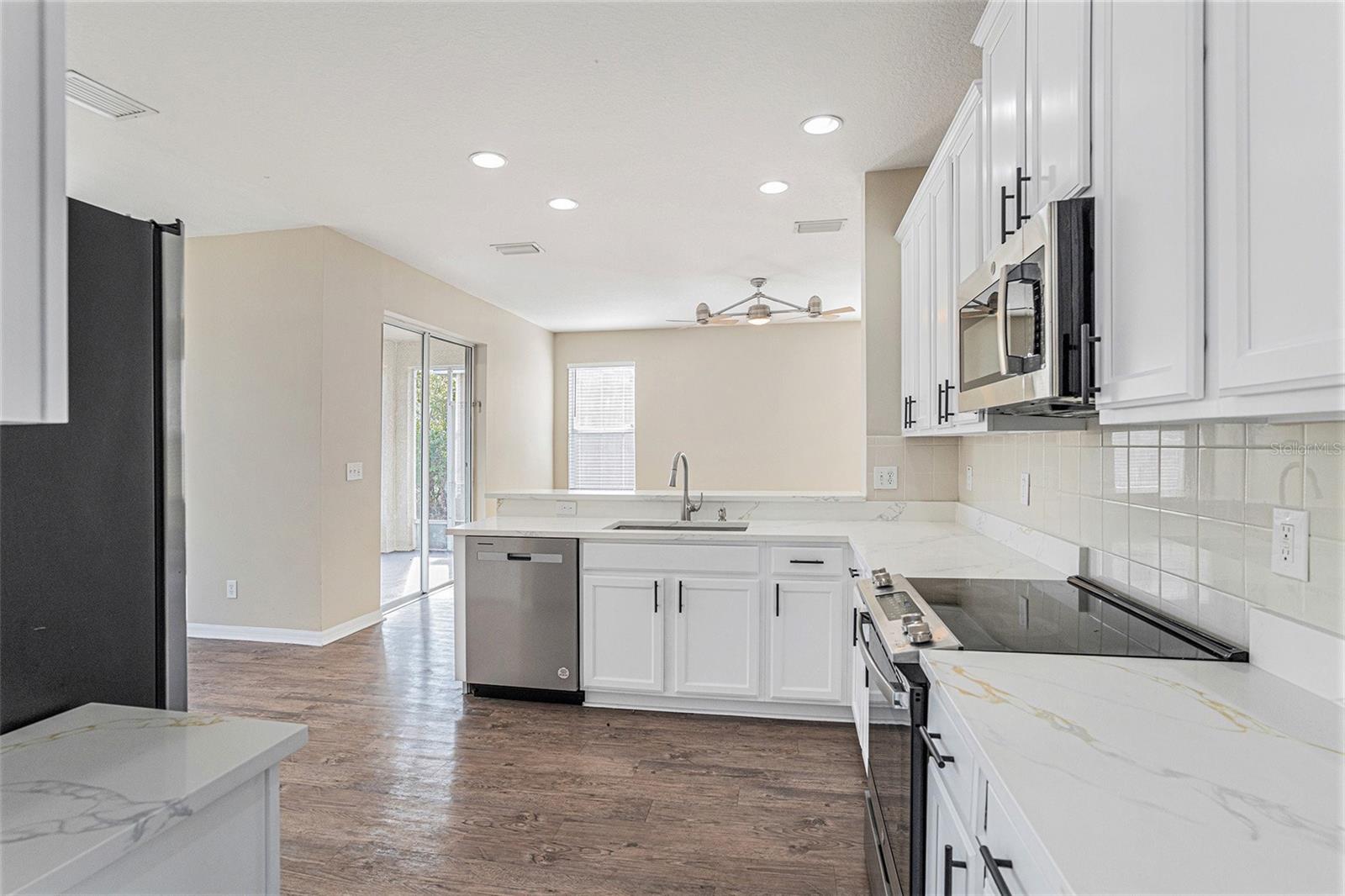 8602 SANDY PLAINS DR, RIVERVIEW, FL — photo 10
