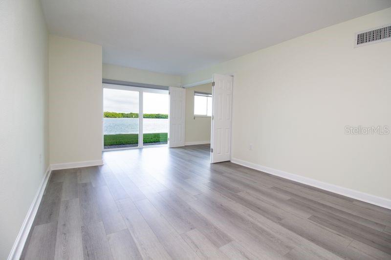 280 126TH AVE #108, TREASURE ISLAND, FL — photo 4