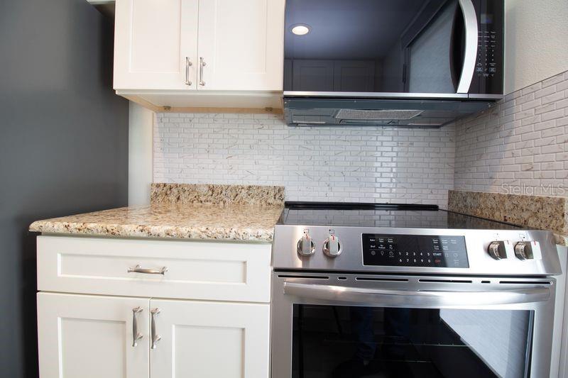 280 126TH AVE #108, TREASURE ISLAND, FL — photo 9
