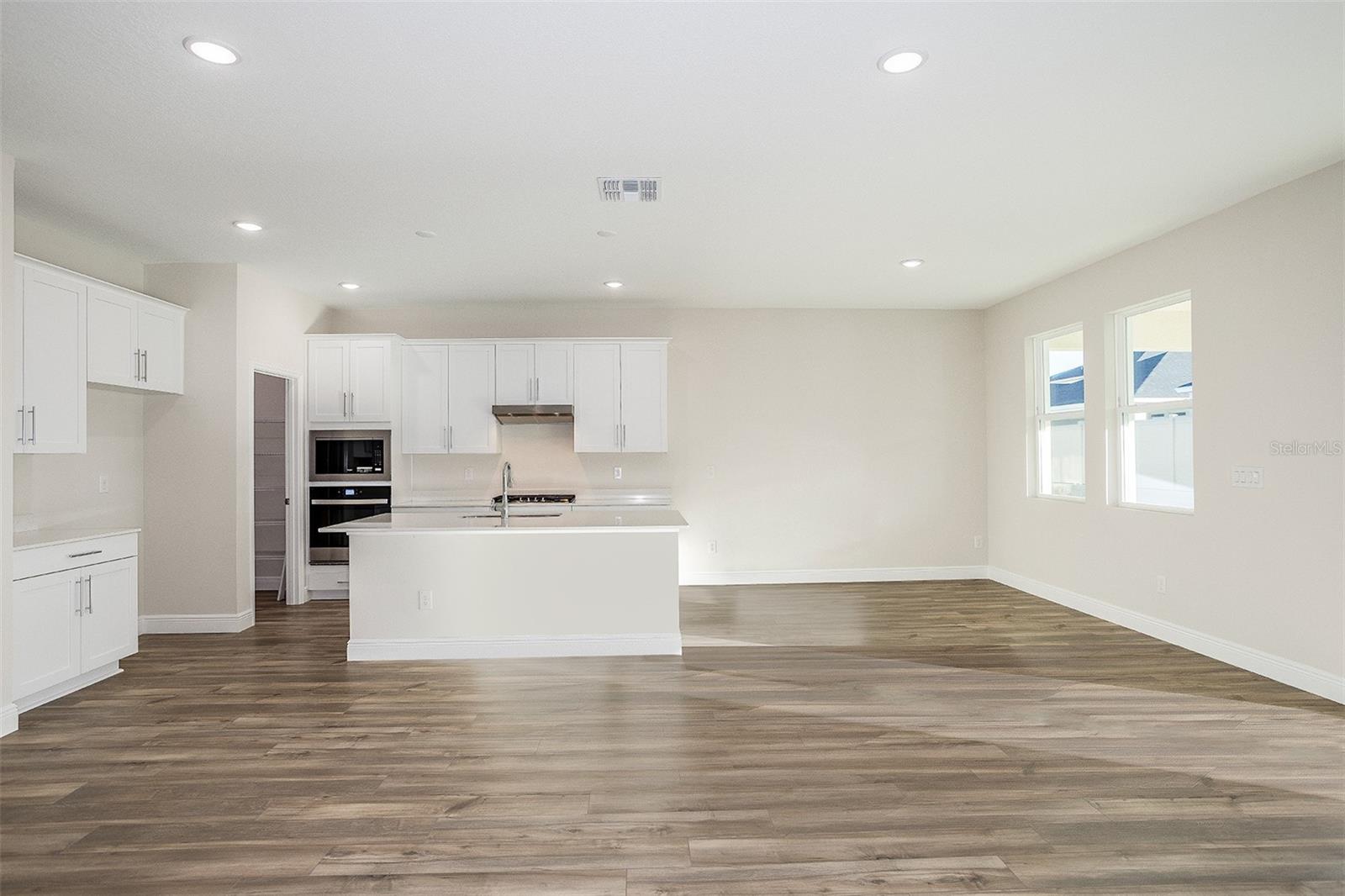 33489 HAMMOCK BEACH WAY, DADE CITY, FL — photo 16