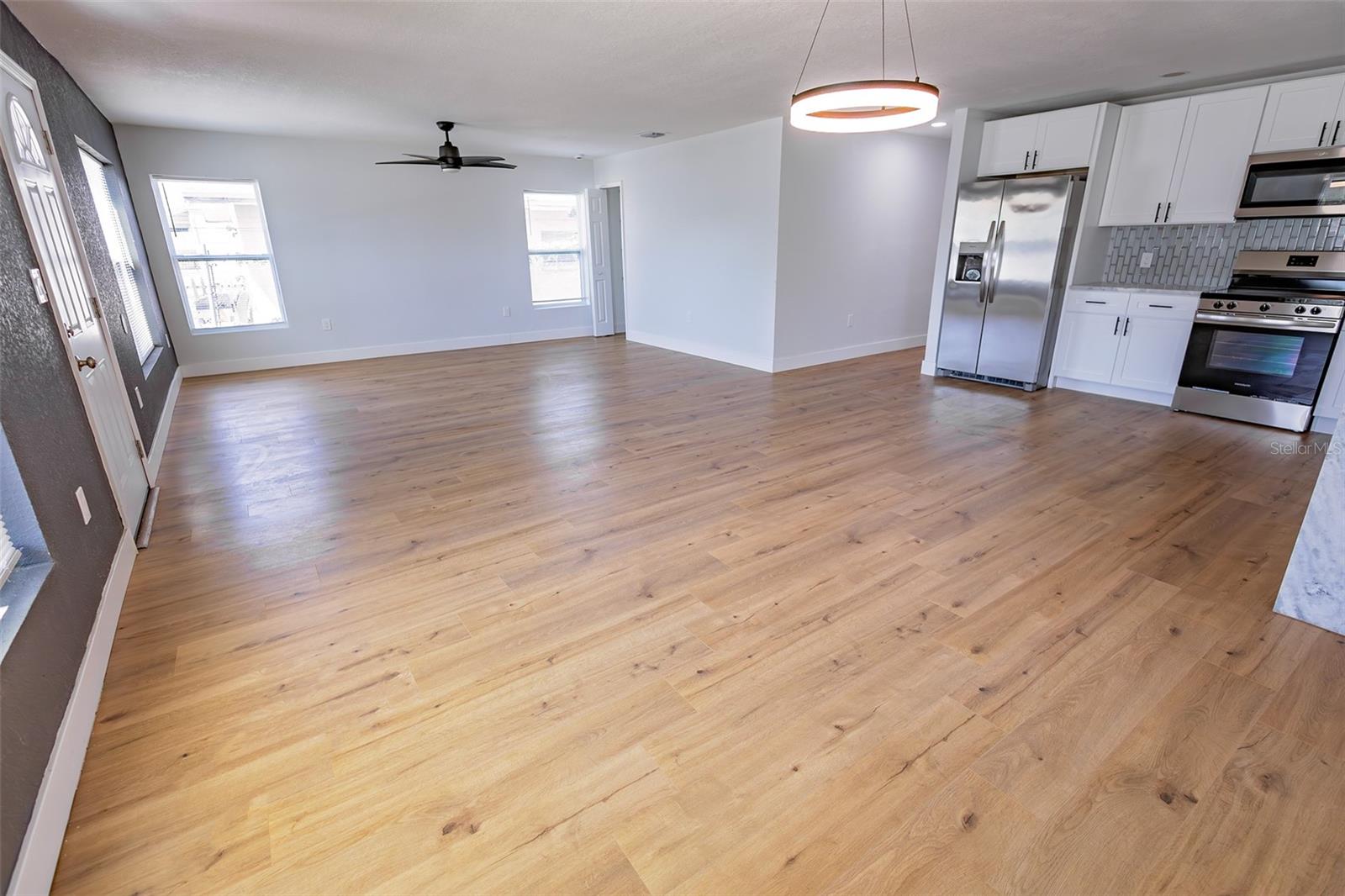 4501 20TH AVE S, ST PETERSBURG, FL — photo 3