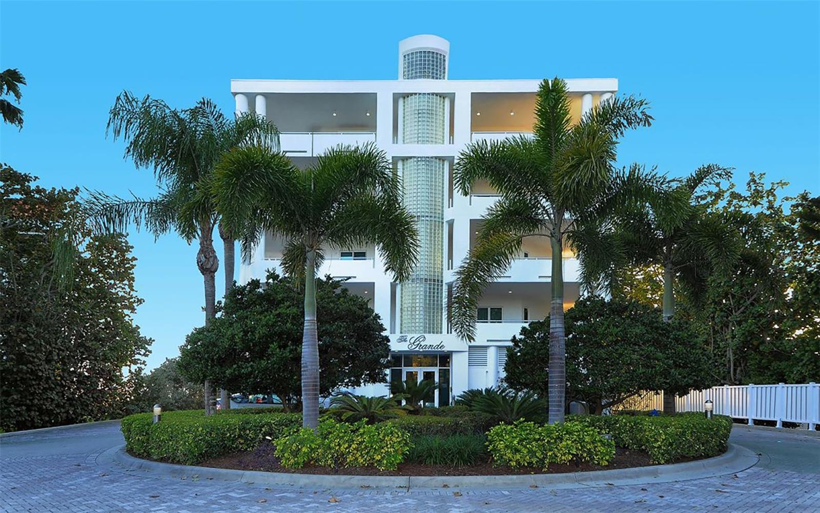 4561 GULF OF MEXICO DR #202, LONGBOAT KEY, FL