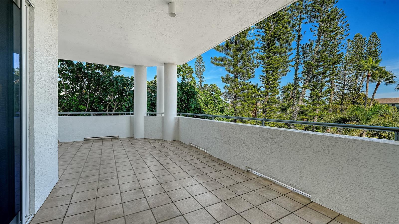 4561 GULF OF MEXICO DR #202, LONGBOAT KEY, FL — photo 52