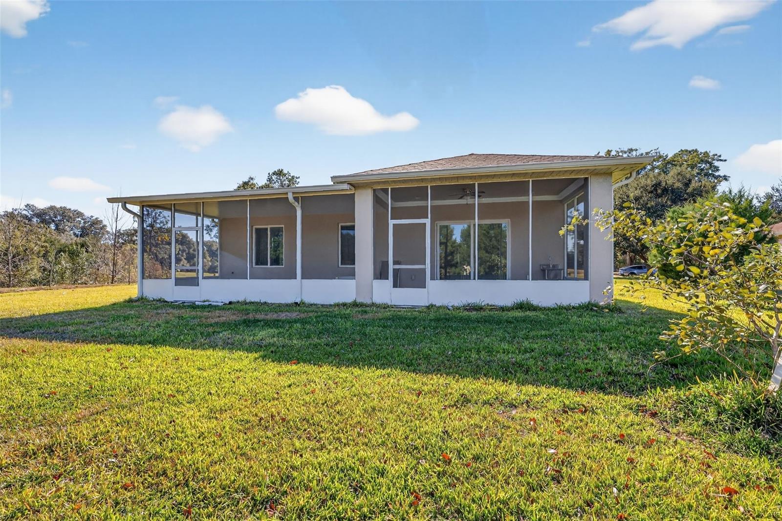 588 DOWLING CIR, LADY LAKE, FL — photo 5