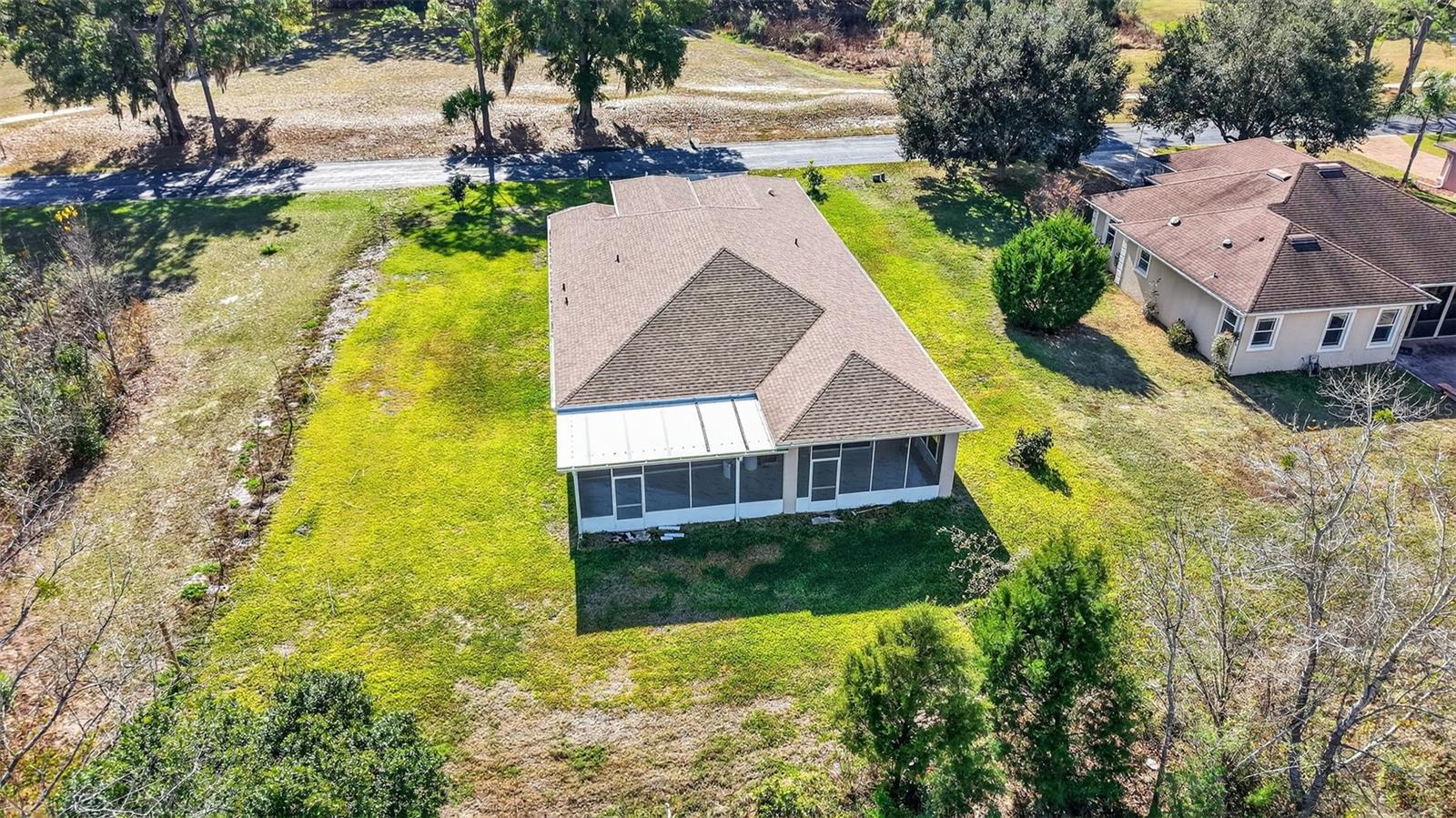 588 DOWLING CIR, LADY LAKE, FL — photo 20