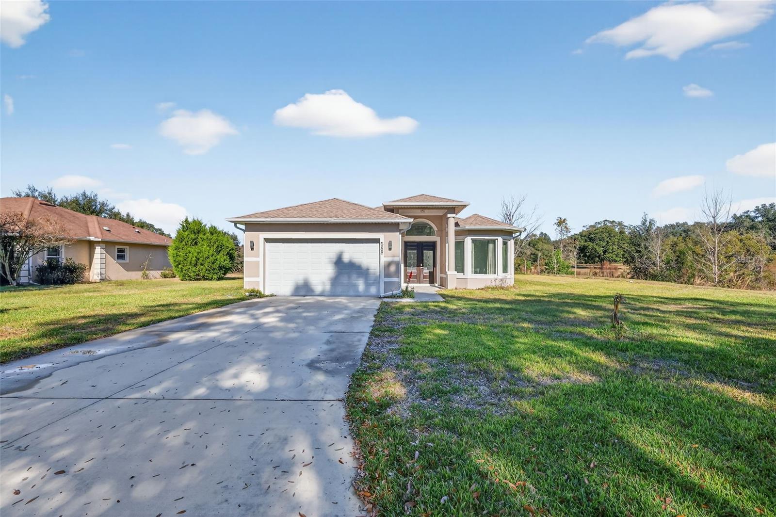 588 DOWLING CIR, LADY LAKE, FL — photo 21