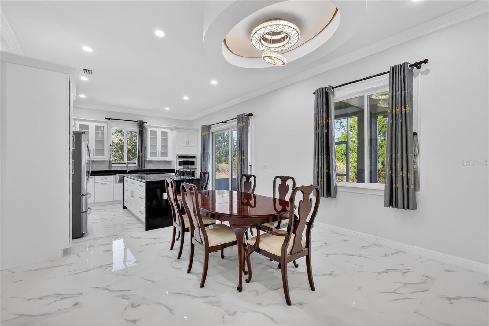 588 DOWLING CIR, LADY LAKE, FL — photo 40